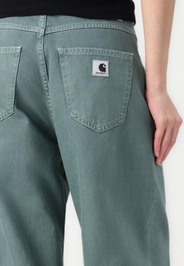 Свободные джинсы