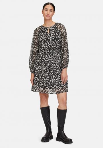 Короткое платье