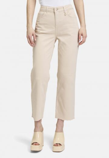 Короткие джинсы