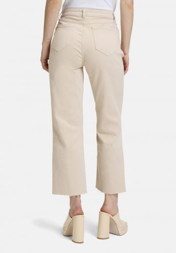 Короткие джинсы