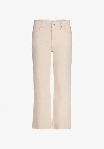 Короткие джинсы