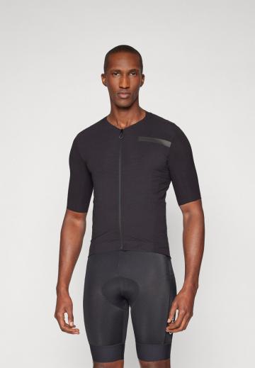 Спортивная форма