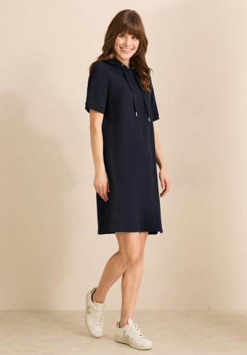 Вязаное платье