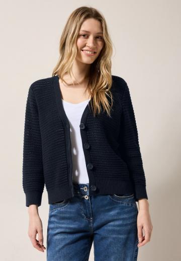 Вязаная кофта