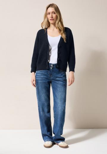 Вязаная кофта