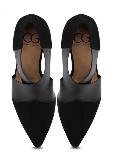 Туфли на высоком каблуке