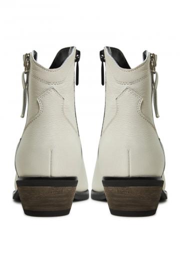 Ковбойские сапоги