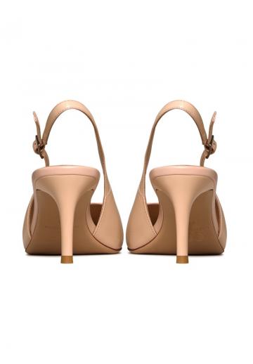 Туфли на высоком каблуке