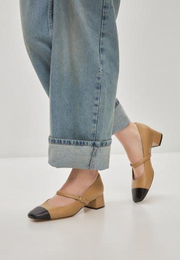 Туфли с высоким носом