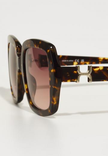 Солнечные очки