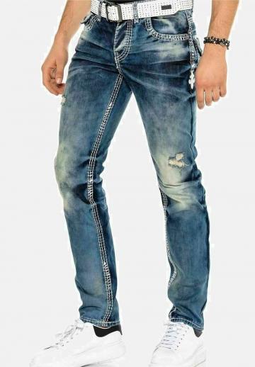 Узкие джинсы