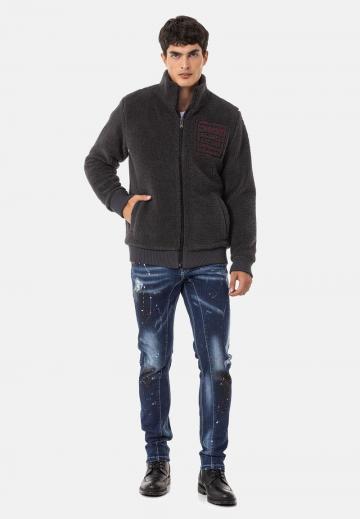 Узкие джинсы