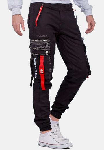 Брюки с накладными карманами