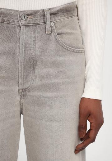 Джинсы бойфренда