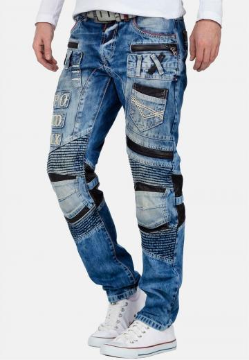 Прямые джинсы