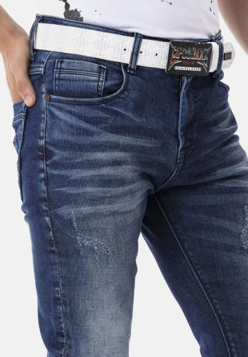 Узкие джинсы