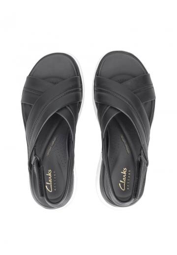 Босоножки на танкетке