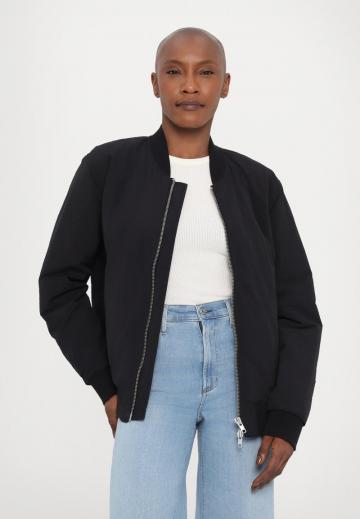 Джинсы бойфренда