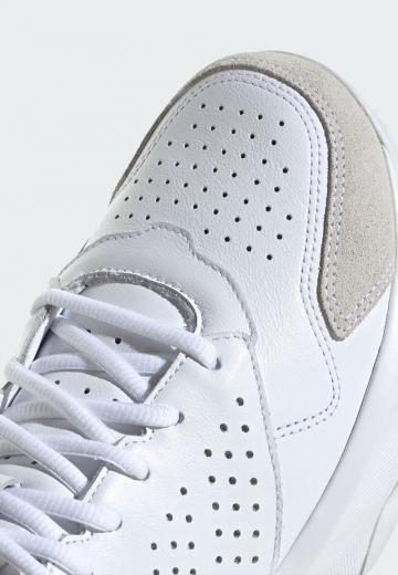 Теннисные кроссовки