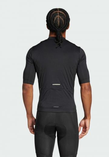 Спортивная форма