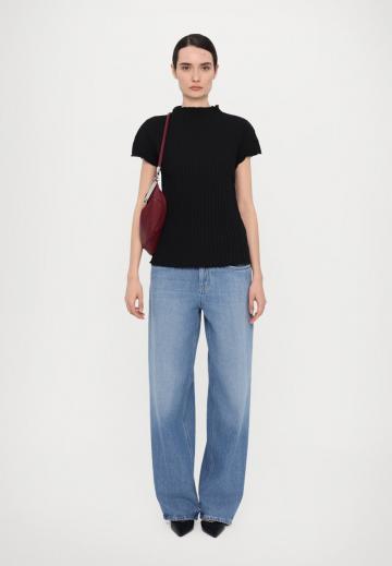 Джинсы бойфренда