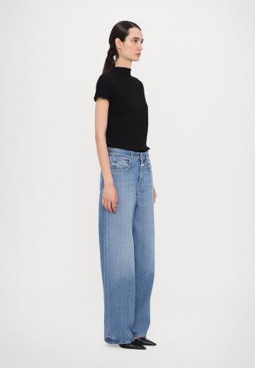 Джинсы бойфренда