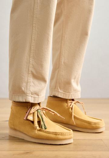 Ботинки на шнуровке