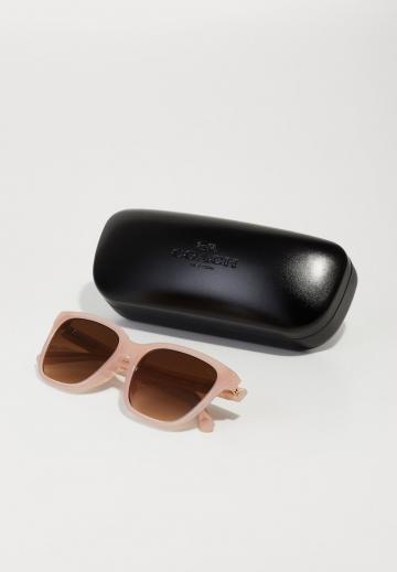 Солнечные очки