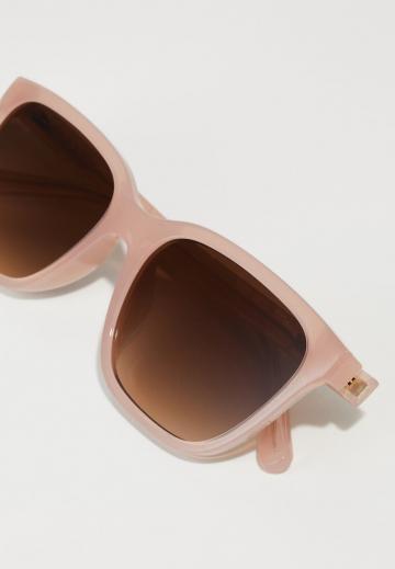 Солнечные очки