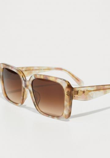 Солнечные очки