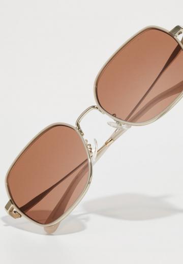 Солнечные очки