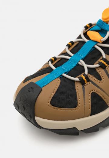 Спортивные сандалии