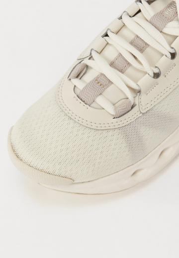 Походная обувь