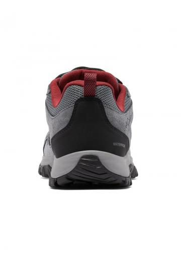 Походные кроссовки