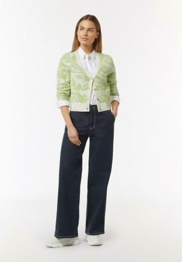 Жаккардовая вязаная кофта