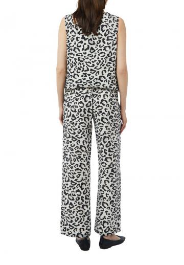 Блузка без рукавов