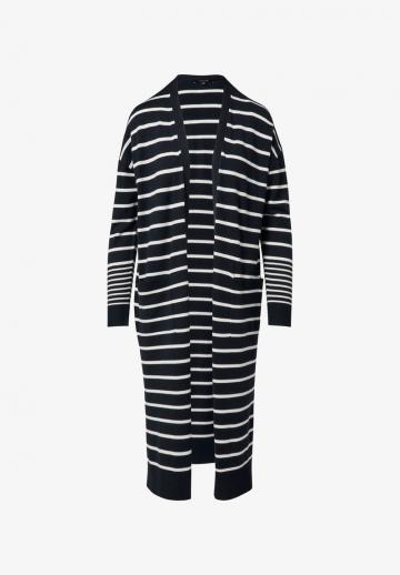 Длинный жилет