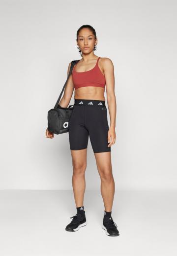 Бюстгальтер без косточек