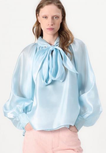 Атласная блузка