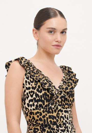 Слитный купальник