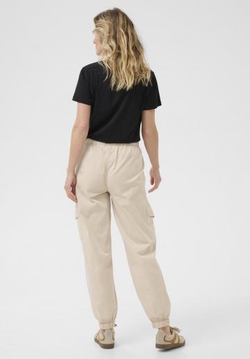 Брюки с накладными карманами