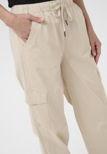 Брюки с накладными карманами
