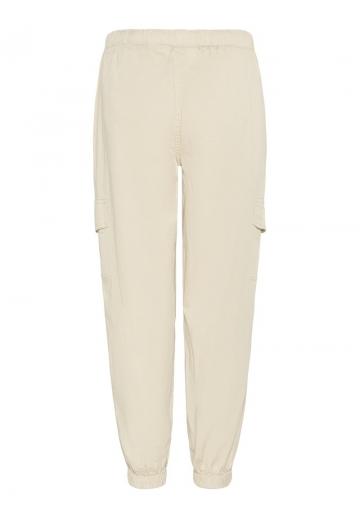 Брюки с накладными карманами