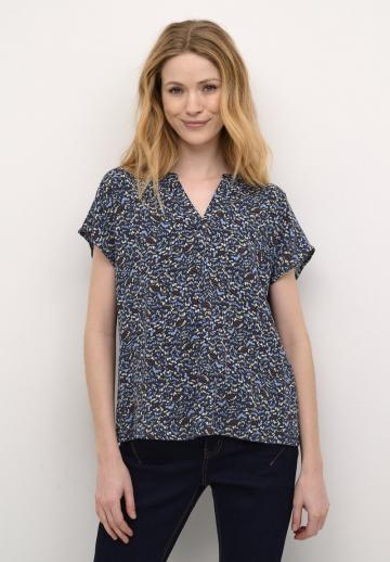 Атласная блузка