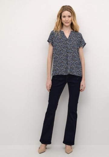 Атласная блузка