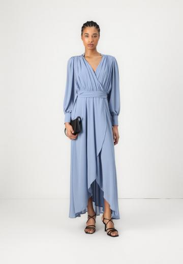 Коктейльное платье