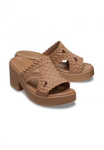 Босоножки на каблуке