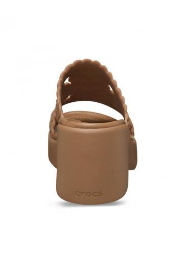 Босоножки на каблуке