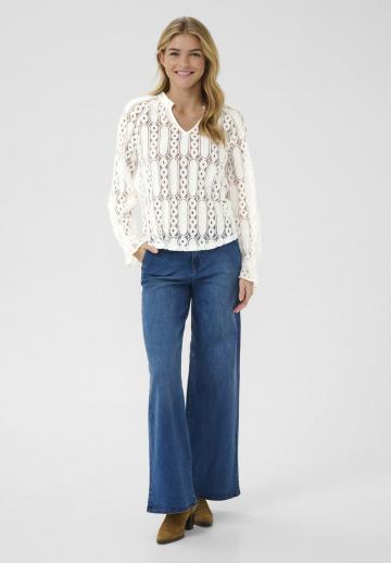 Кружевная блузка