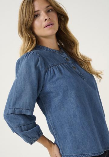 Джинсовая блузка